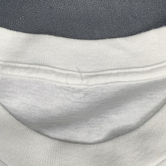 Vintage “Friends Are Like Chocolate” Single Stitch Shoebox Greetings Cat USA. DD - Picture 3 of 7